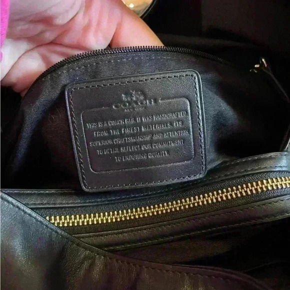 Coach solid black leather gold hardware 3 section shoulder bag purse - Picture 10 of 15